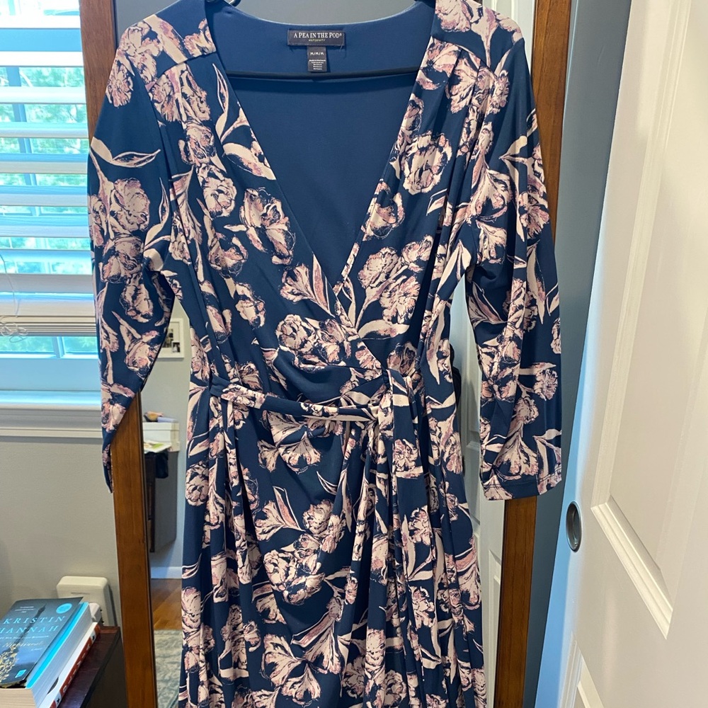 A pea in the pod maternity true wrap dress